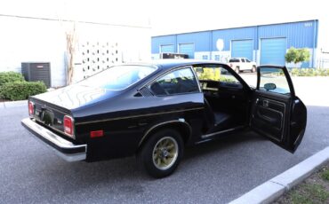 Chevrolet-Vega-1975-Coupe-25