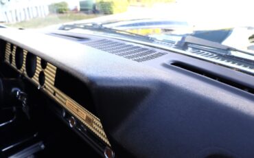 Chevrolet-Vega-1975-Coupe-29