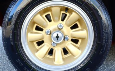 Chevrolet-Vega-1976-Coupe-18