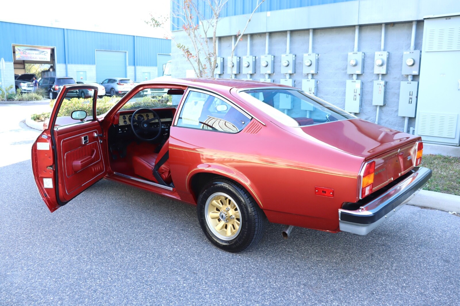 Chevrolet-Vega-1976-Coupe-19
