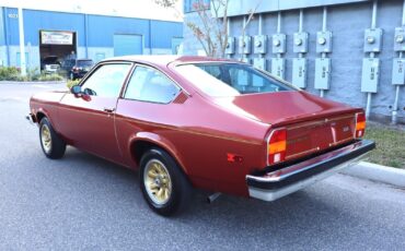 Chevrolet-Vega-1976-Coupe-2
