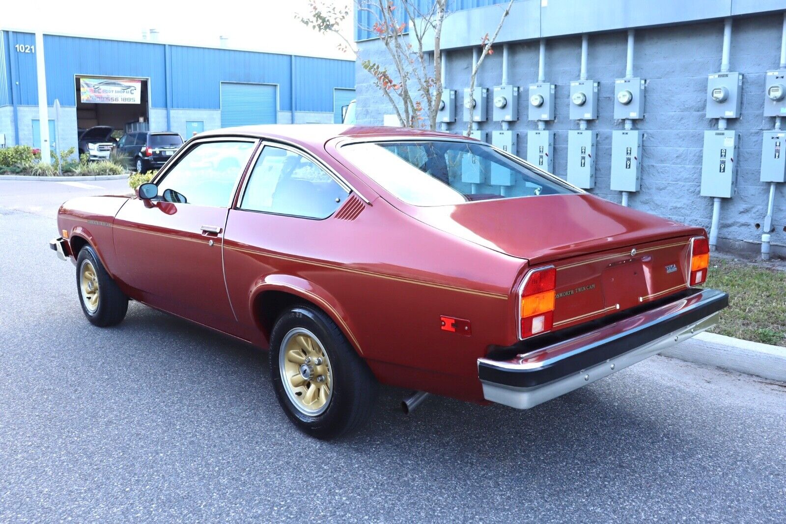 Chevrolet-Vega-1976-Coupe-2
