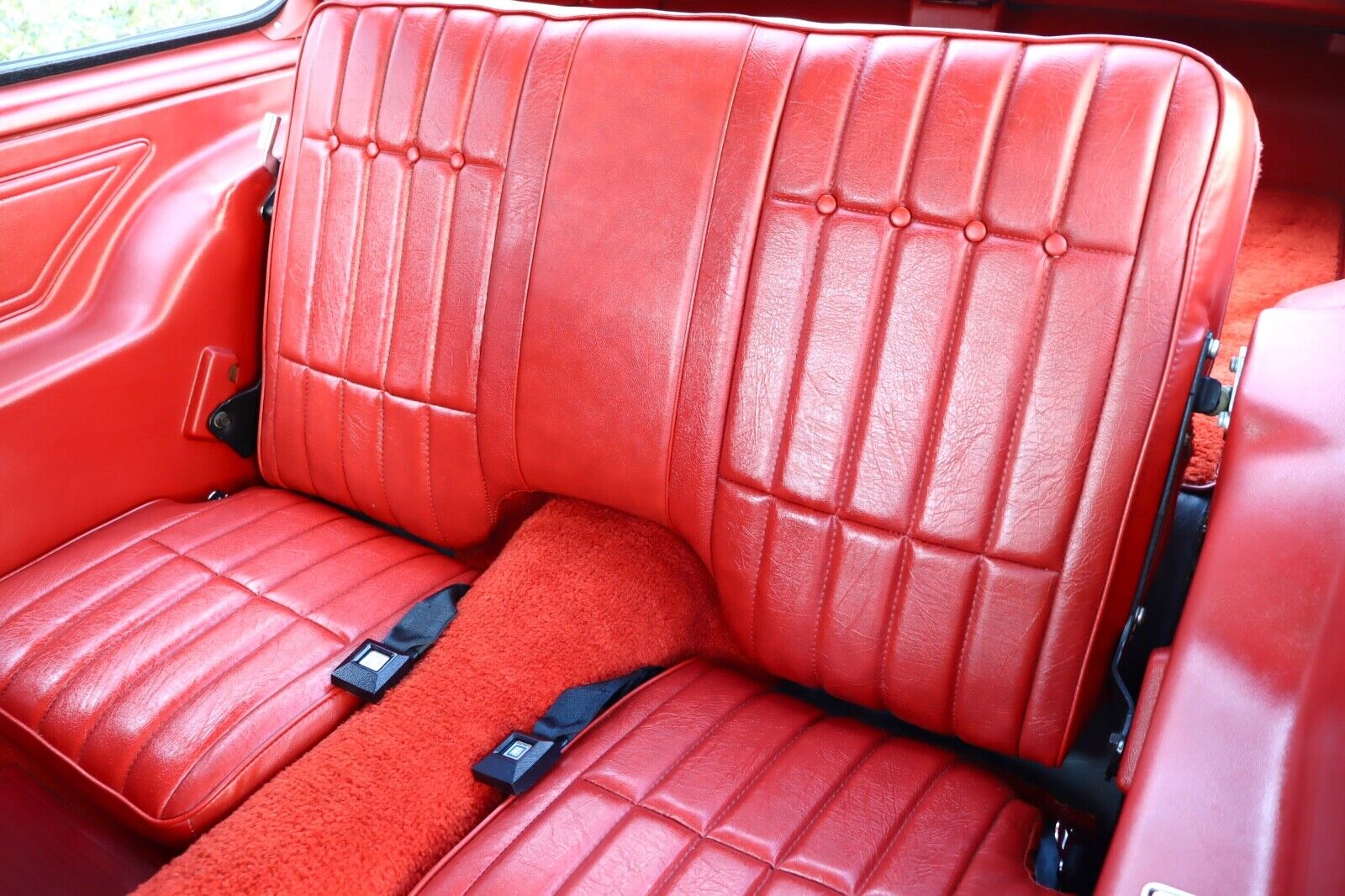 Chevrolet-Vega-1976-Coupe-24