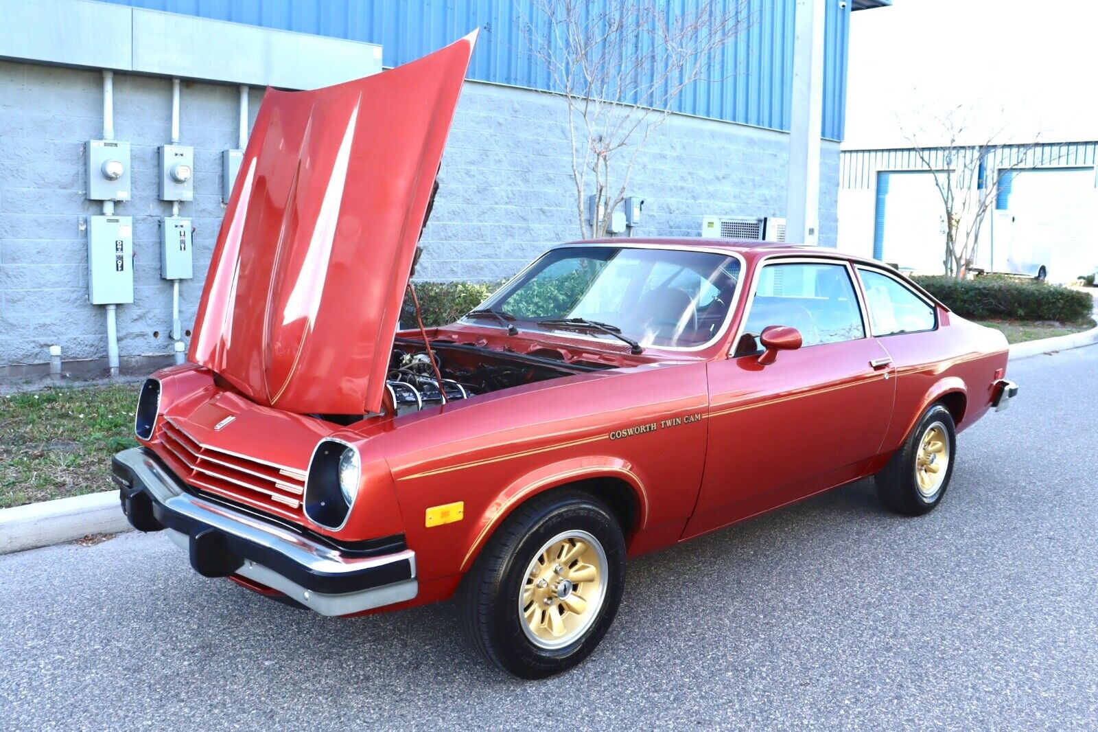 Chevrolet-Vega-1976-Coupe-32