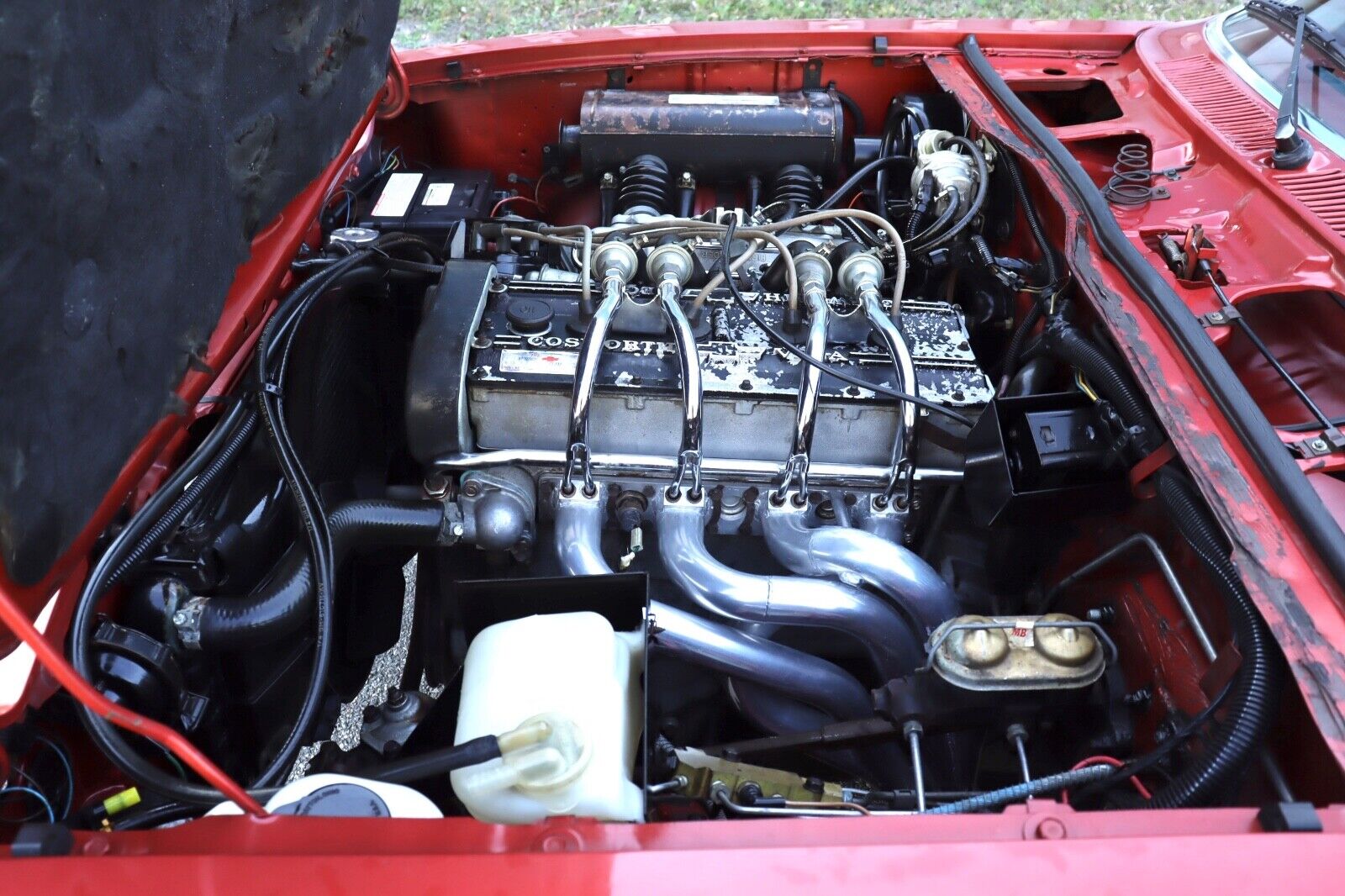 Chevrolet-Vega-1976-Coupe-33