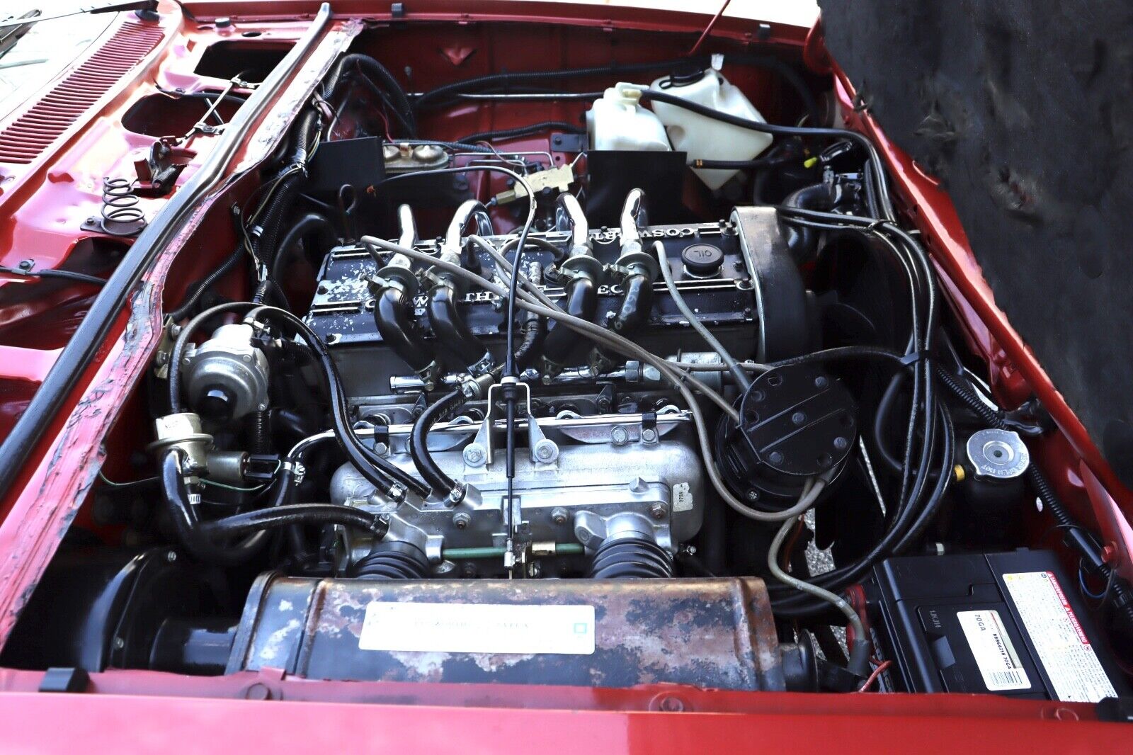 Chevrolet-Vega-1976-Coupe-34