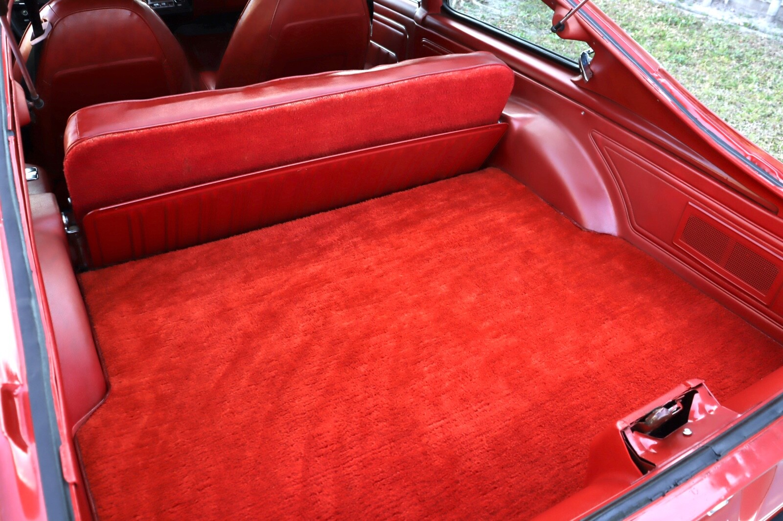 Chevrolet-Vega-1976-Coupe-37