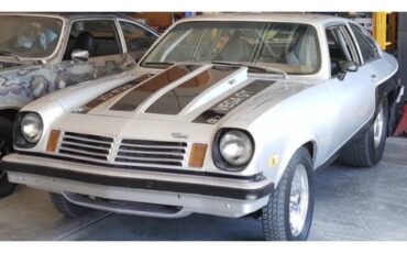 Chevrolet-Vega-gt-1976-6