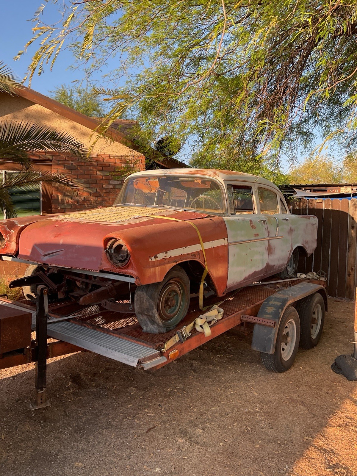 Chevrolet-bel-air-1956-Sedan