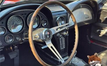 Chevrolet-corvette-Matching-Numbers-1966-Convertible-13