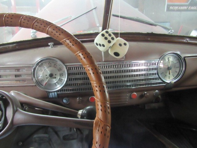 Chevrolet-master-deluxe-1941-Coupe-19