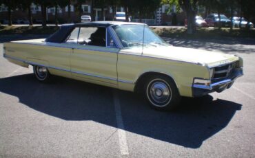 Chrysler-1965-yellow-3