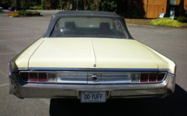 Chrysler-1965-yellow-4