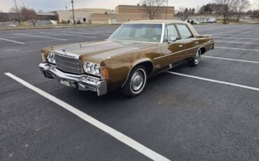 Chrysler-1977-brown-1