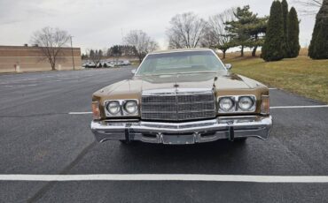 Chrysler-1977-brown-4