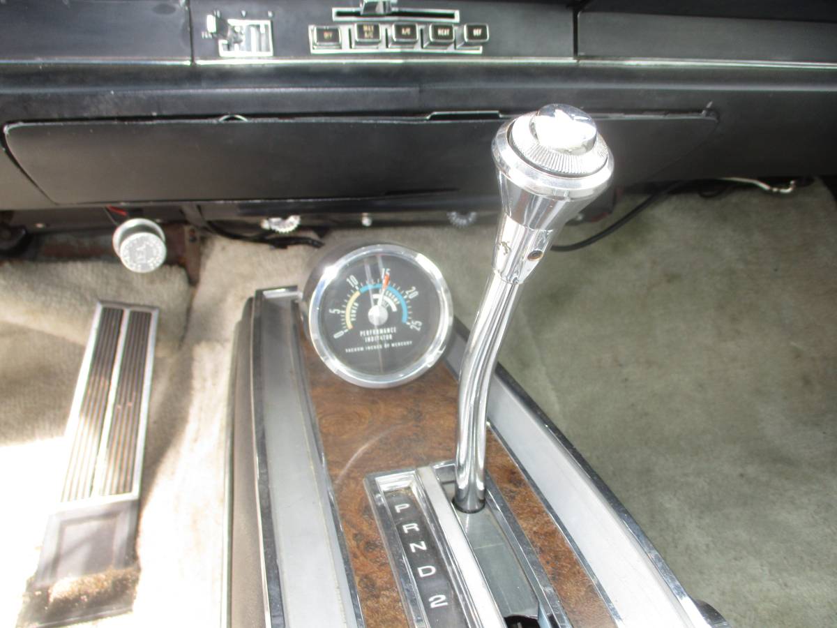 Chrysler-300-1967-grey-7