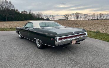 Chrysler-300-1970-green-1