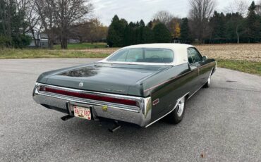 Chrysler-300-1970-green-2