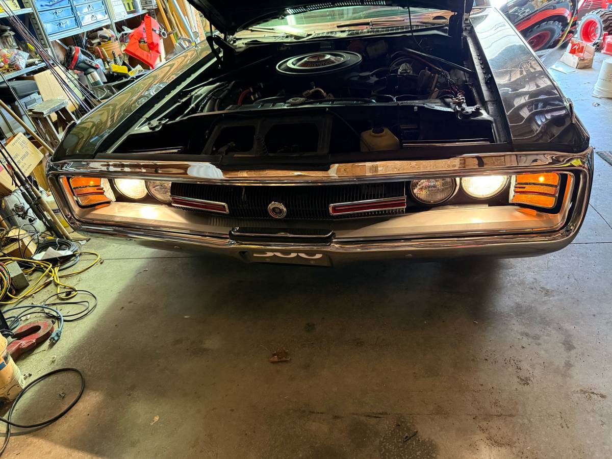 Chrysler-300-1970-green-9