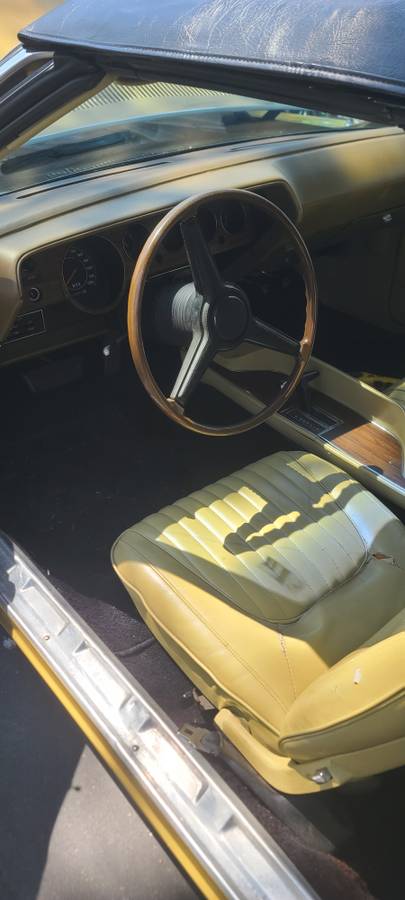 Chrysler-Challenger-1971-custom-12