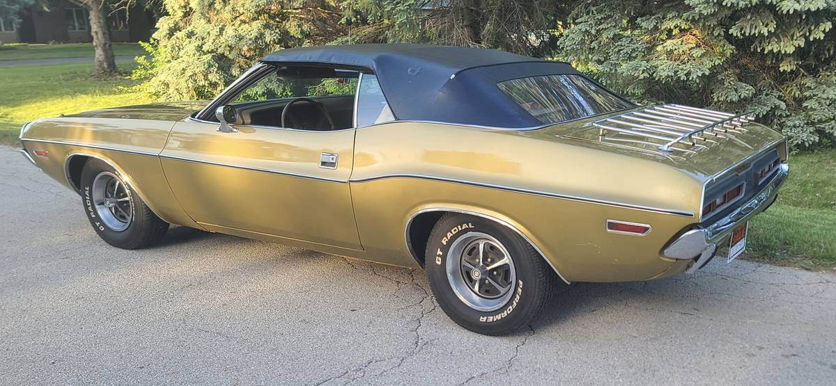 Chrysler-Challenger-1971-custom-4