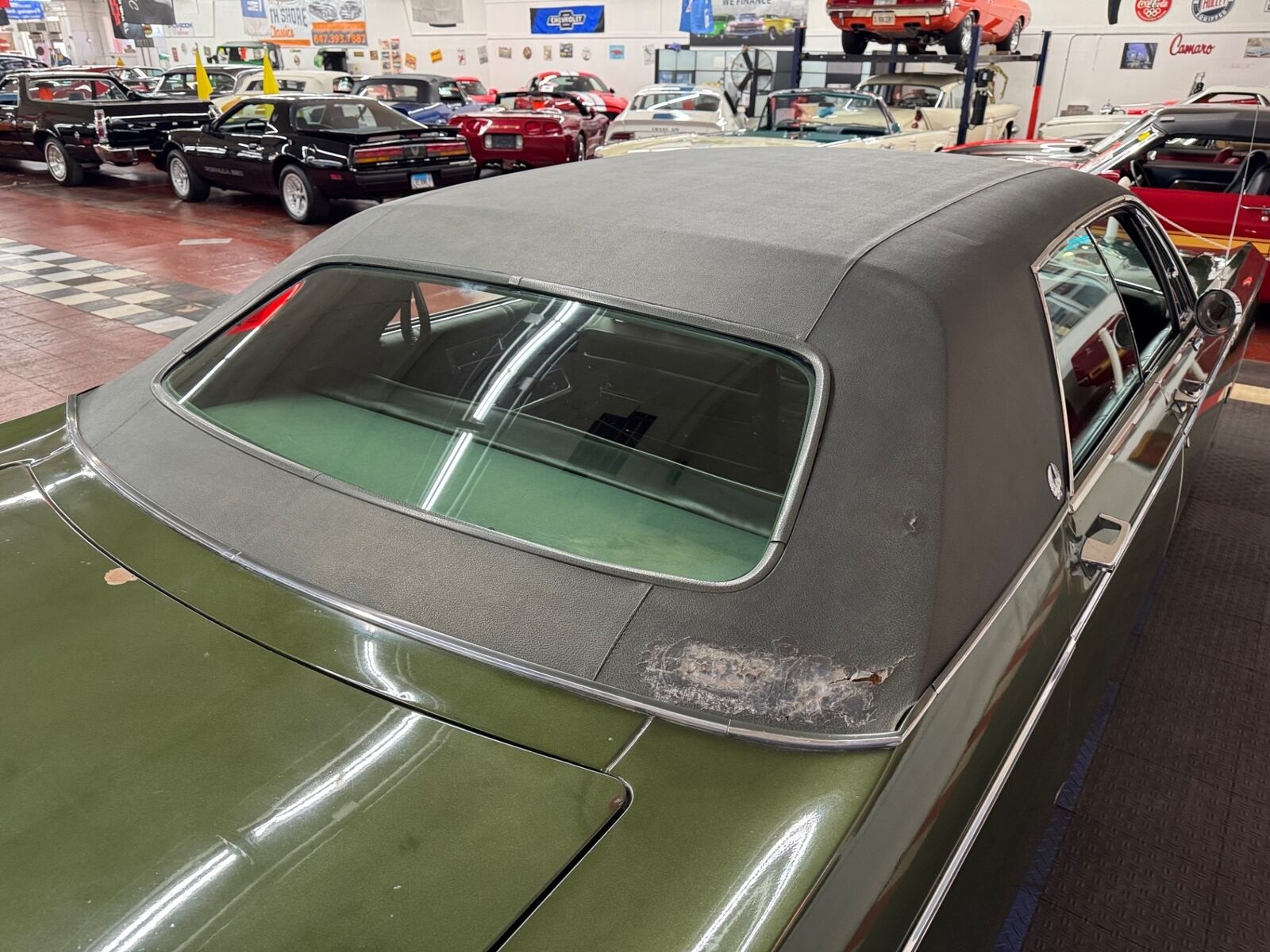 Chrysler-Imperial-1969-13