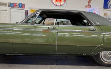 Chrysler-Imperial-1969-16