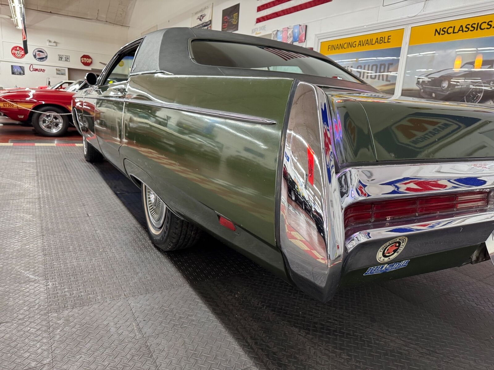 Chrysler-Imperial-1969-19