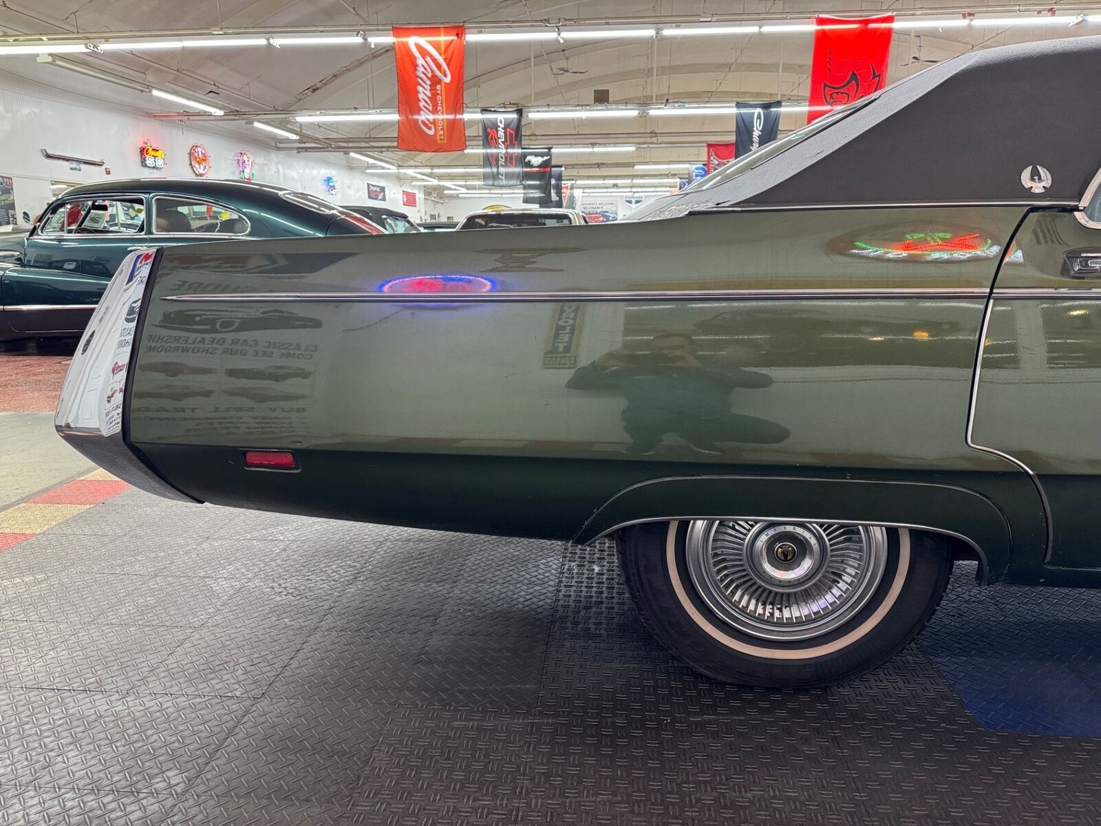 Chrysler-Imperial-1969-22