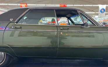 Chrysler-Imperial-1969-23