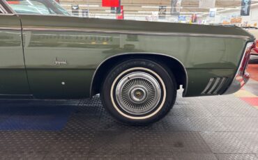 Chrysler-Imperial-1969-24