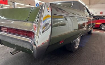 Chrysler-Imperial-1969-25