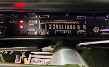 Chrysler-Imperial-1969-27