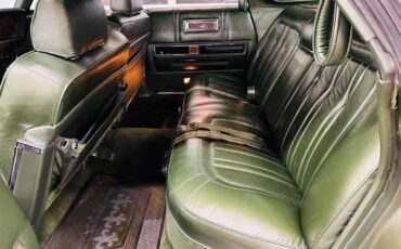 Chrysler-Imperial-1969-34