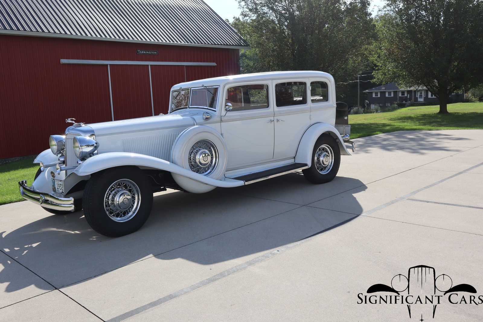 Chrysler-Imperial-CH-Touring-Sedan-1932-3