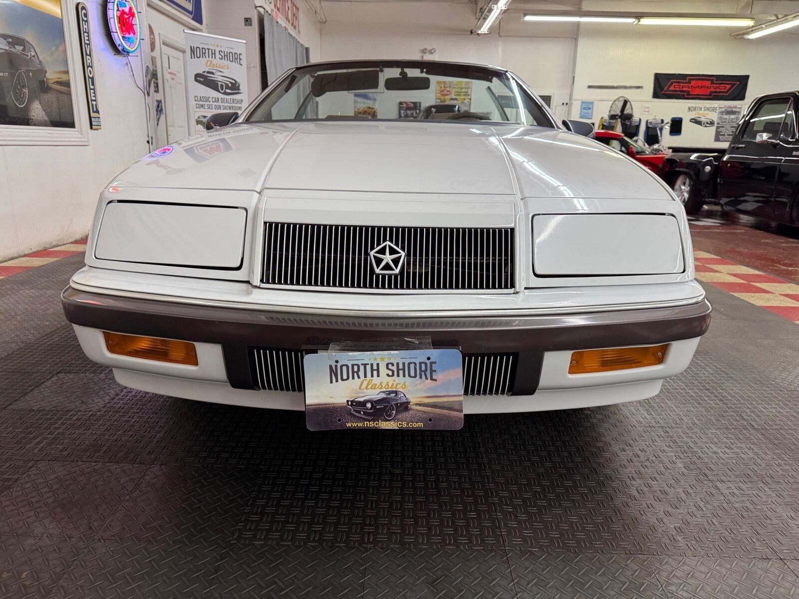Chrysler-Le-Baron-1989-Convertible-10