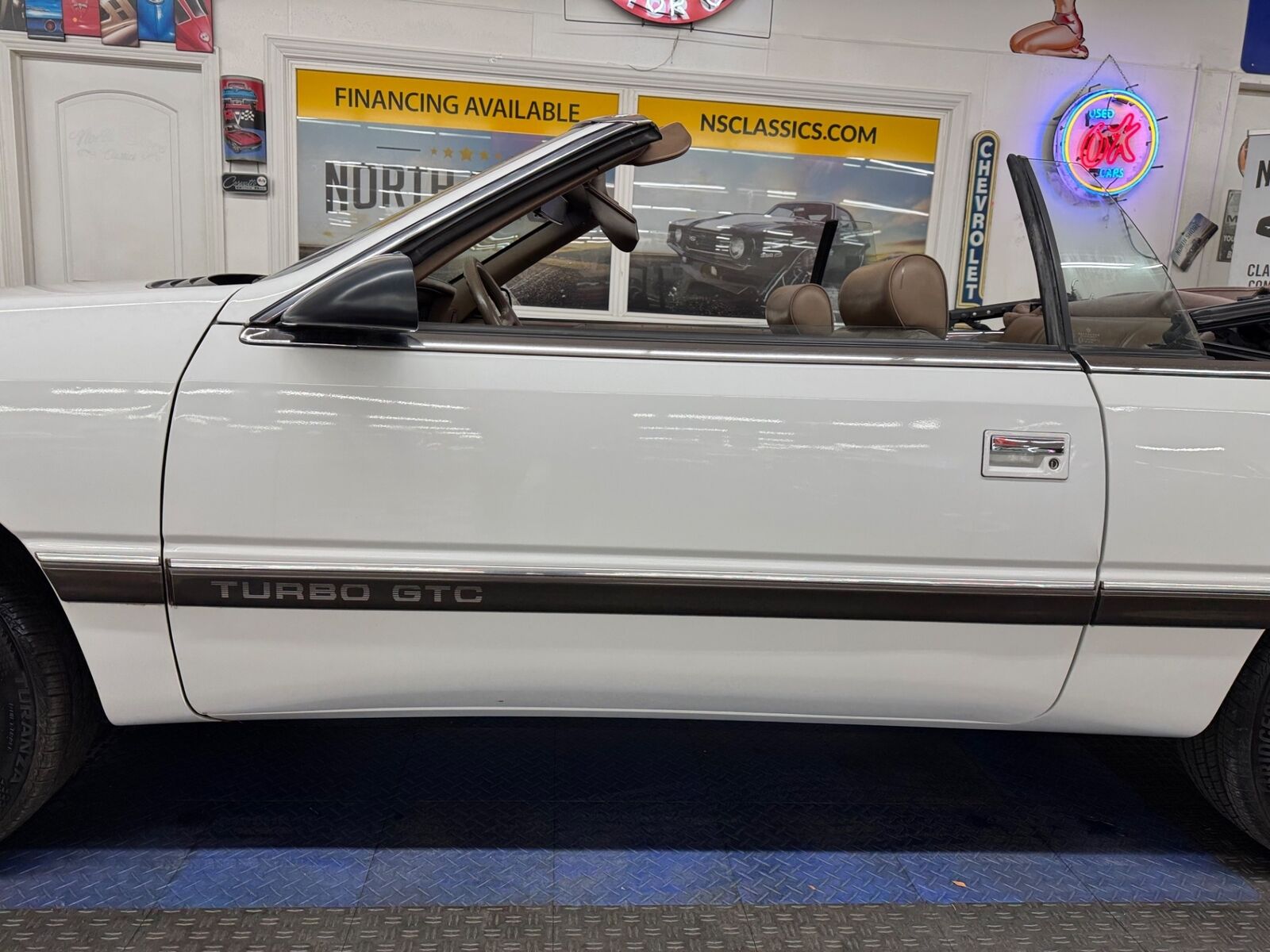 Chrysler-Le-Baron-1989-Convertible-21