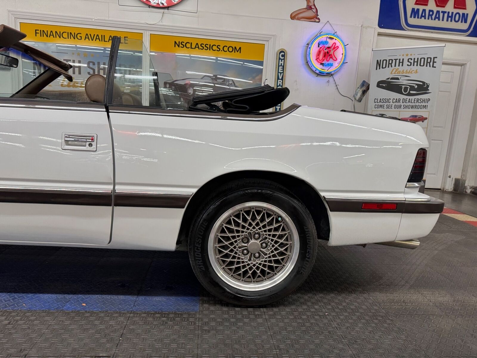 Chrysler-Le-Baron-1989-Convertible-22