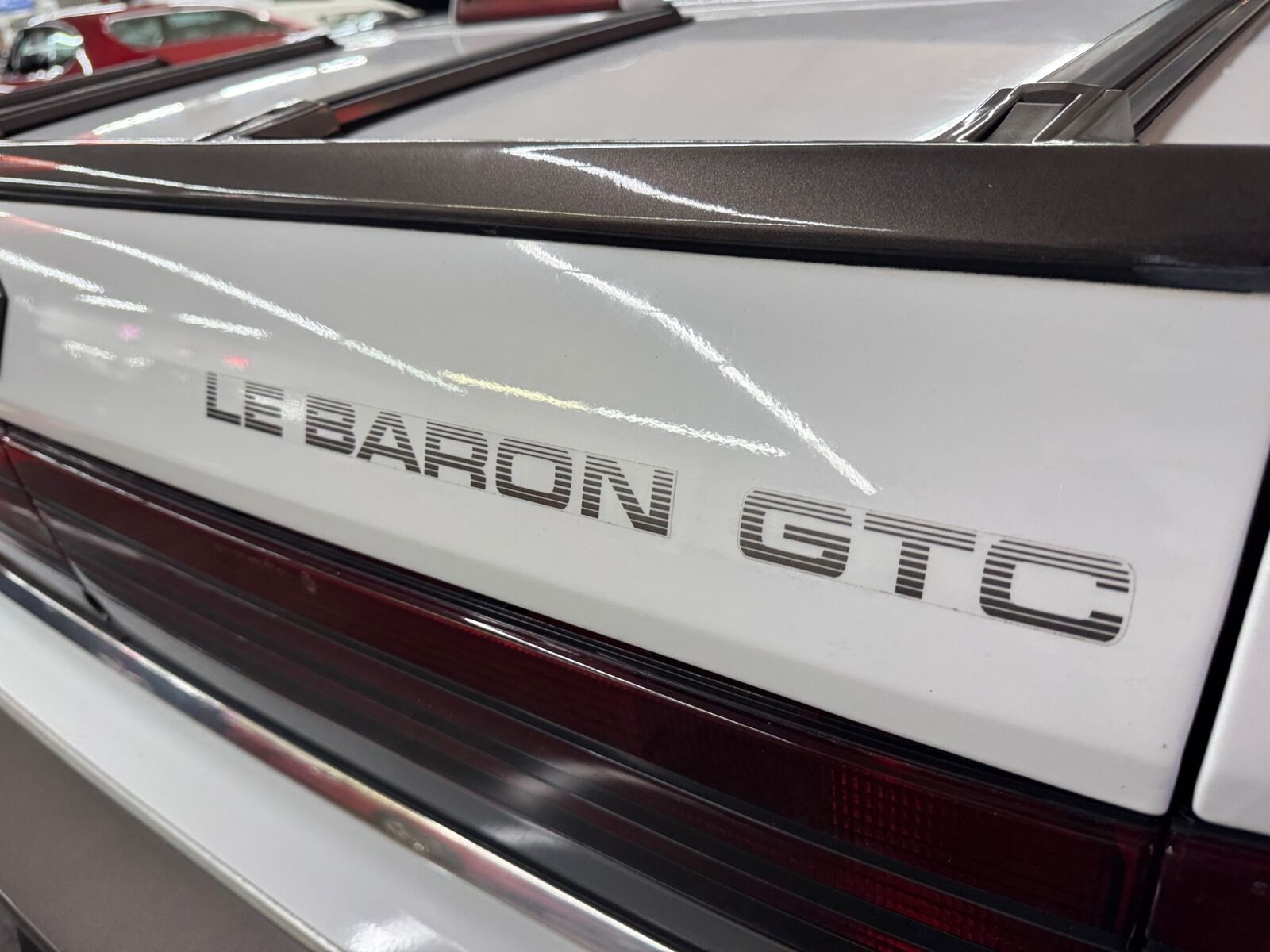 Chrysler-Le-Baron-1989-Convertible-25