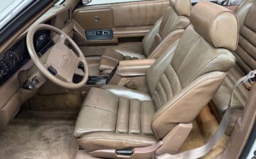 Chrysler-Le-Baron-1989-Convertible-30