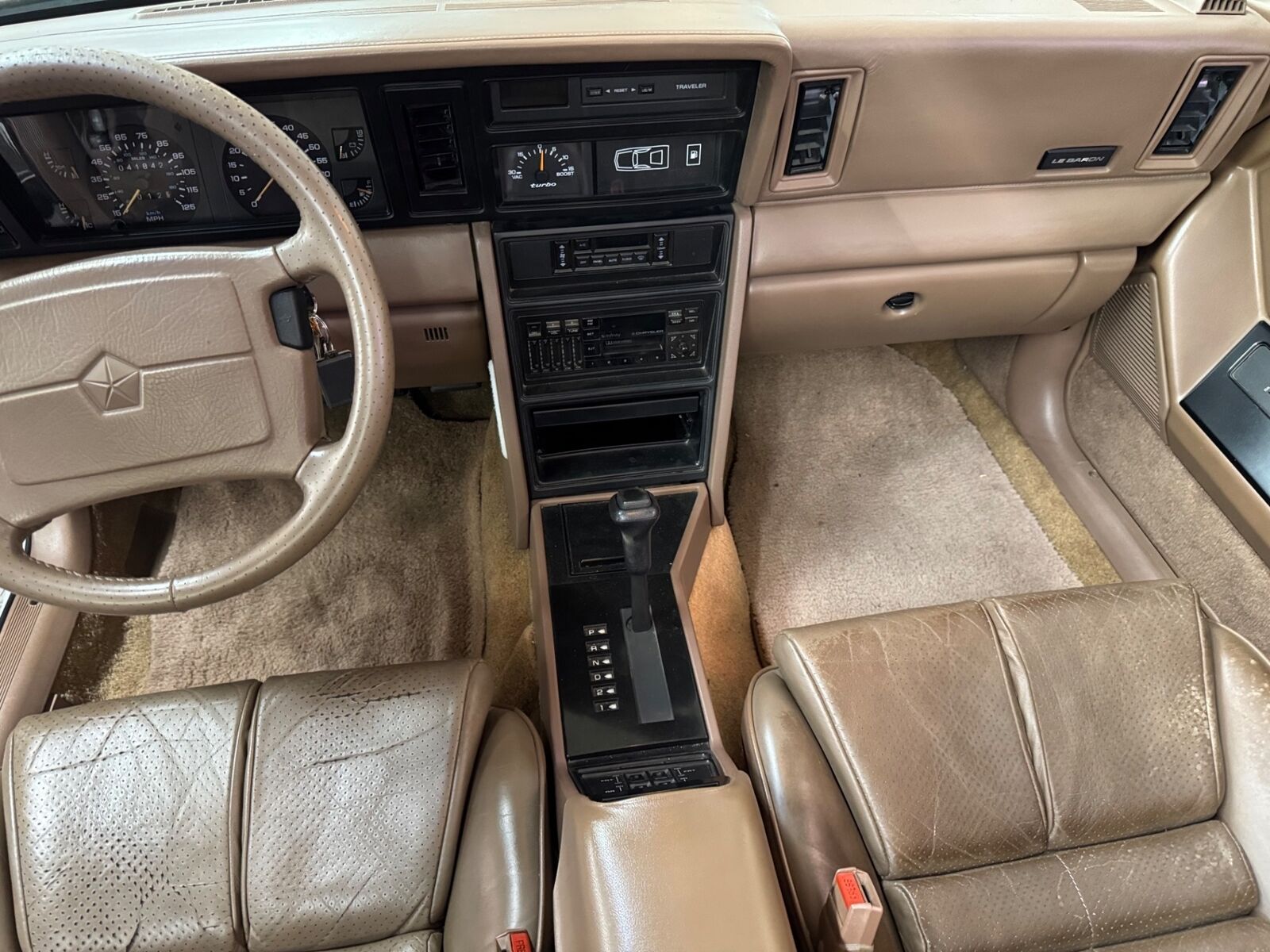 Chrysler-Le-Baron-1989-Convertible-33