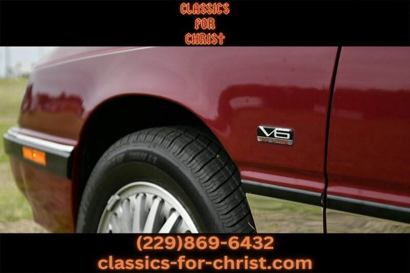 Chrysler-Le-Baron-1991-25