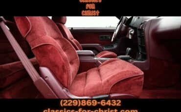 Chrysler-Le-Baron-1991-32