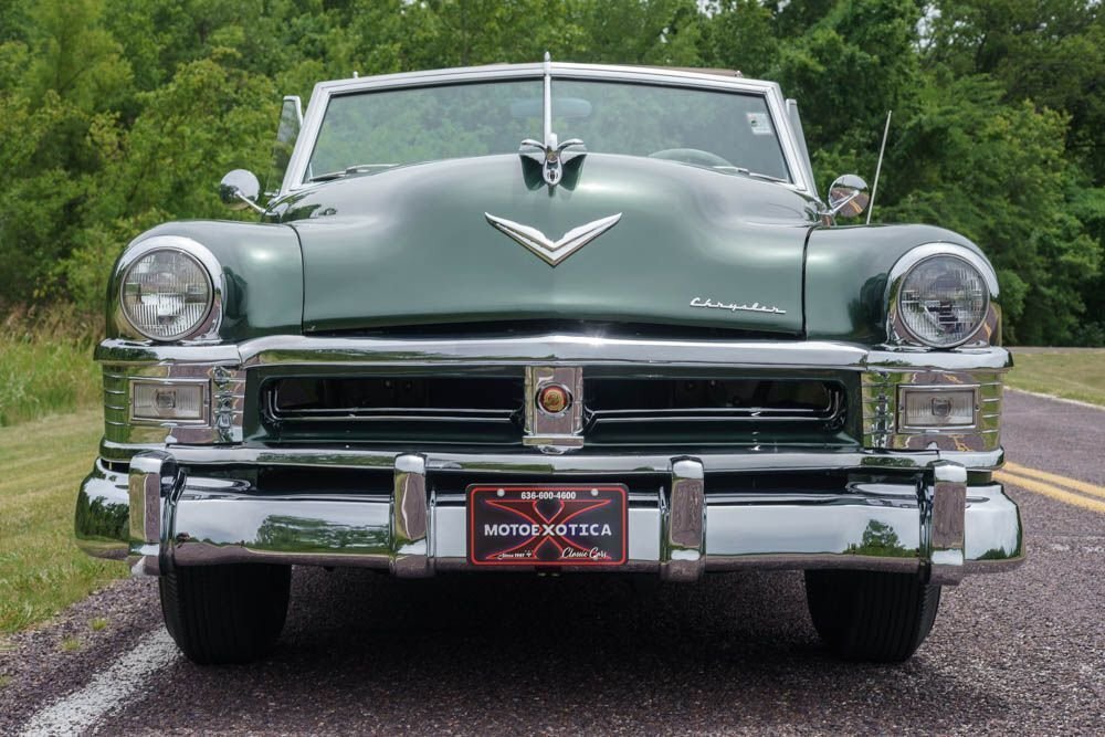 Chrysler-New-Yorker-1951-1