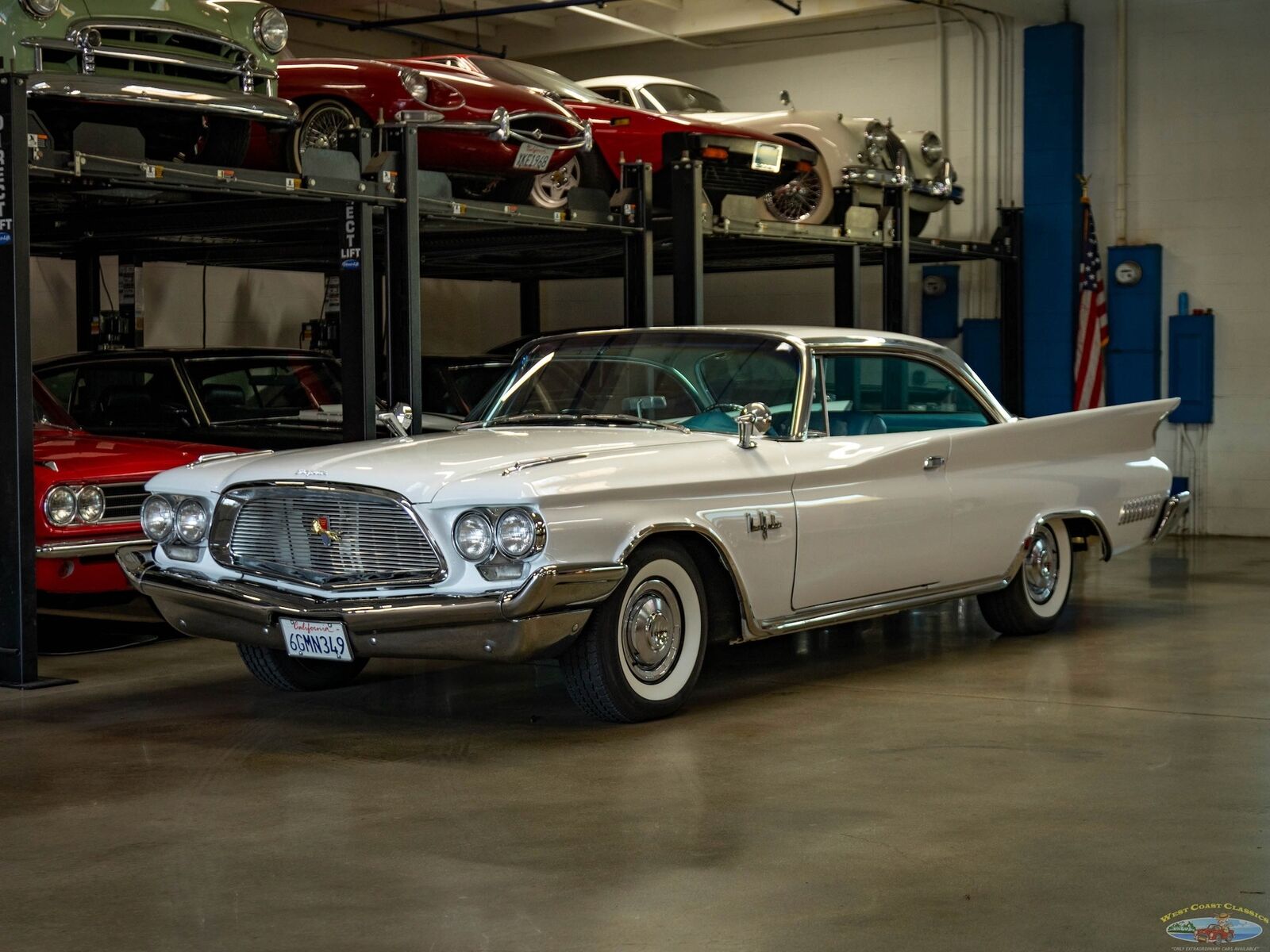Chrysler New Yorker 1960 2 Door Hardtop