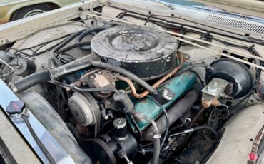 Chrysler-New-Yorker-1968-Sedan-18