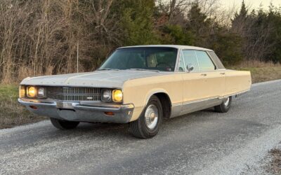 Chrysler New Yorker 1968 Sedan