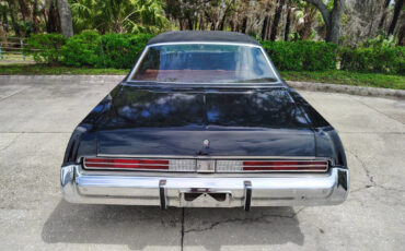 Chrysler-New-Yorker-1975-20