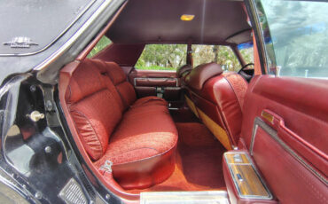 Chrysler-New-Yorker-1975-8