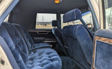 Chrysler-New-Yorker-1983-14